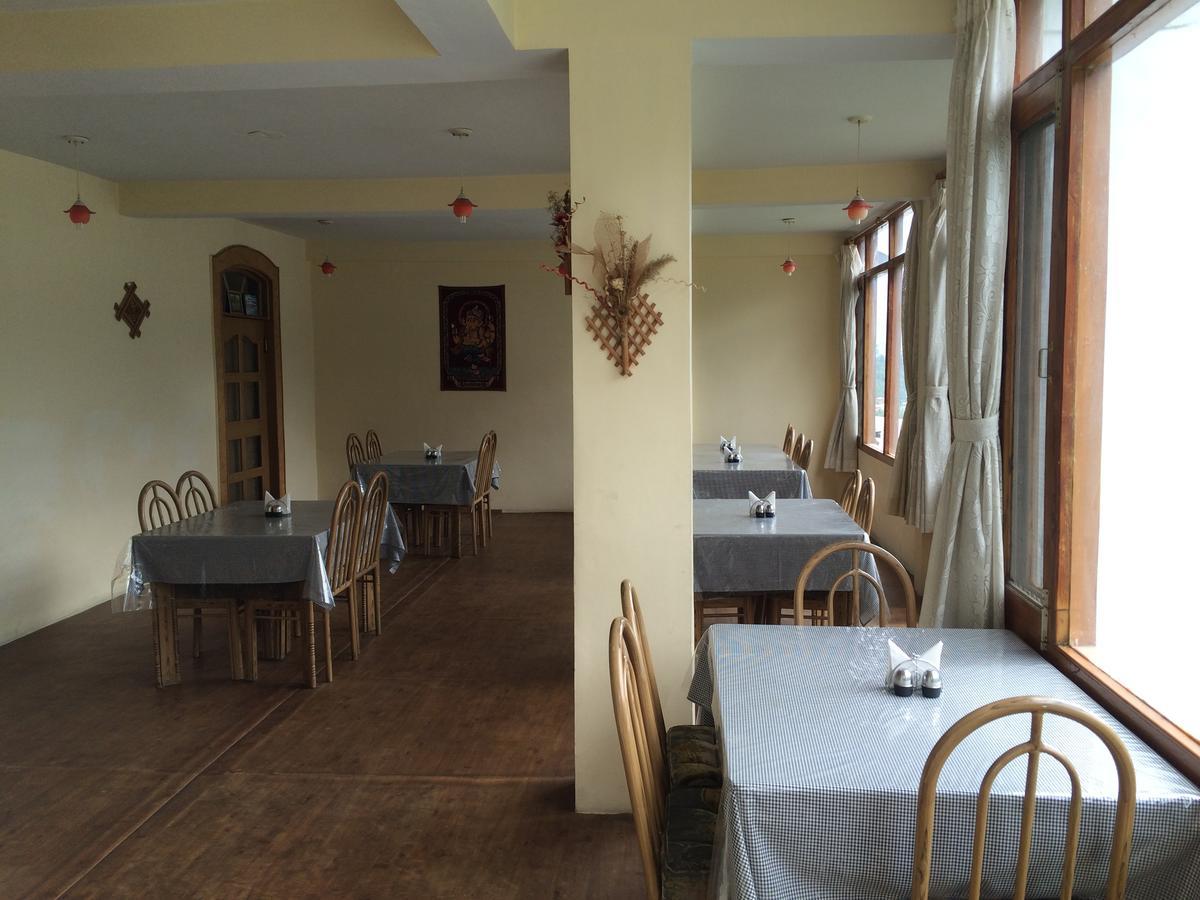 Hotel Arohi Vashist Экстерьер фото